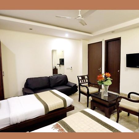 Hotel Paradise Inn-A Boutique Hotel Delhi Yeni Delhi Dış mekan fotoğraf
